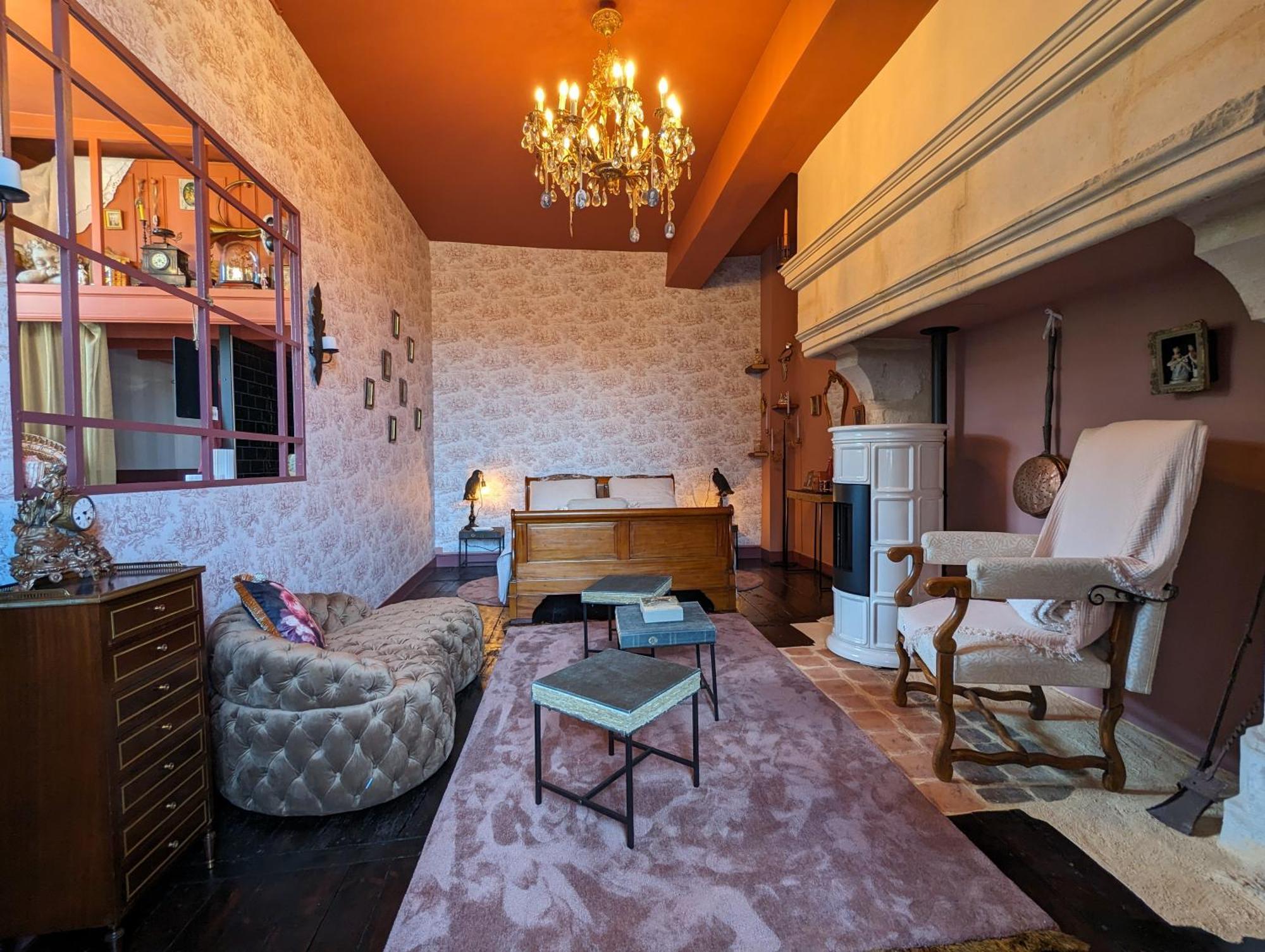 Manoir Des Arts Bed & Breakfast Конфоланс Екстериор снимка