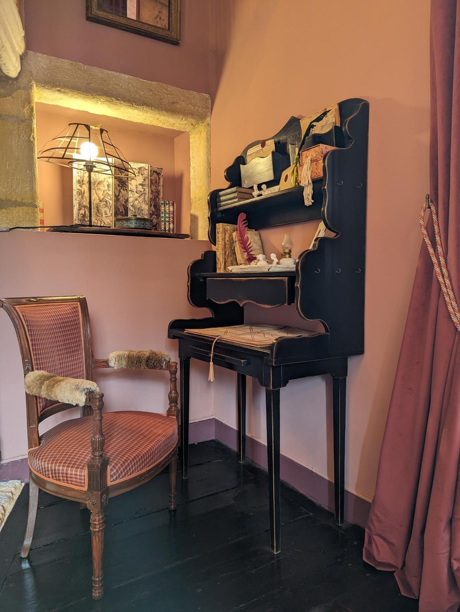 Manoir Des Arts Bed & Breakfast Конфоланс Екстериор снимка