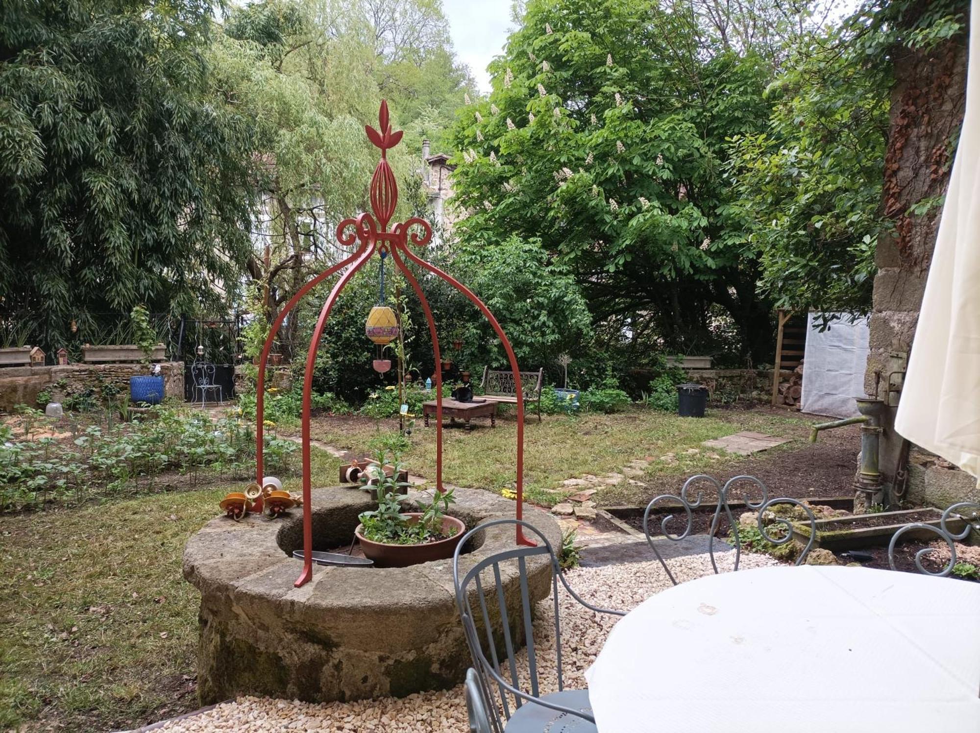 Manoir Des Arts Bed & Breakfast Конфоланс Екстериор снимка